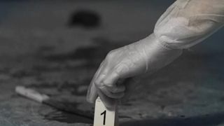 Crimă și sinucidere &icirc;n Italia. O mamă s-a aruncat pe geam cu cei trei copii. Ce s-a aflat după gestul tragic 