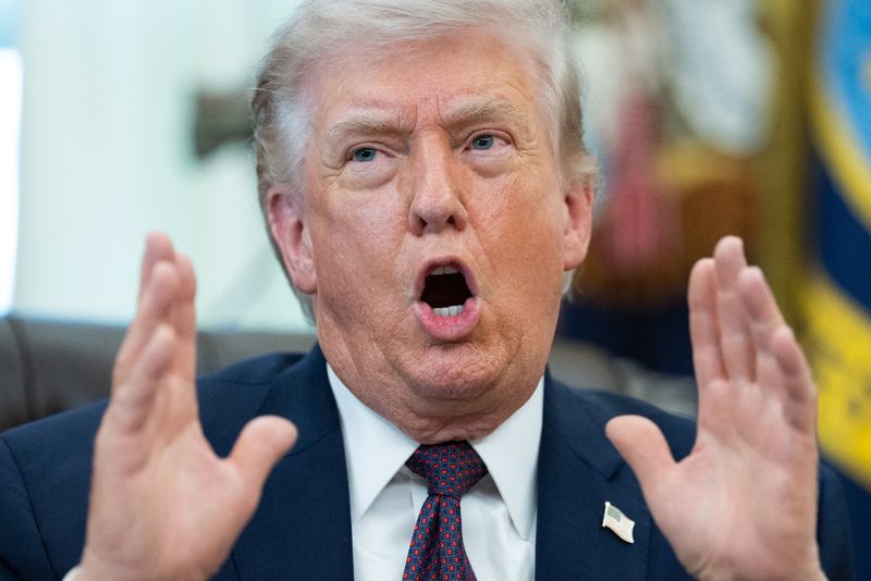 Donald Trump, alături de secretarul de stat Marco Rubio