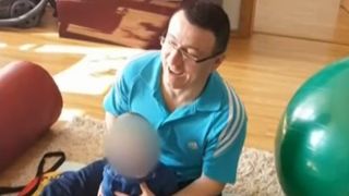 VIDEO Kinetoterapeut din Oradea, bănuit că a abuzat sexal copii cu nevoi speciale. Bărbatul a fost reținut