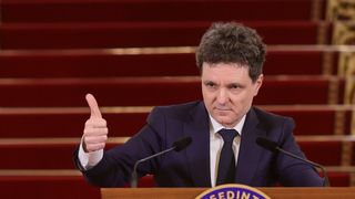 Guvernul răm&acirc;ne fără miniștrii PSD. Nicușor Dan a semnat demisiile