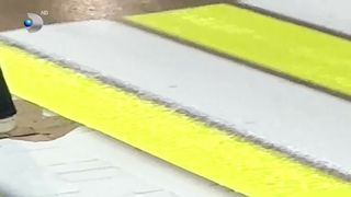 VIDEO Trei treceri de pietoni din Botoșani devin cele mai vizibile din Rom&acirc;nia datorită proiecțiilor laser