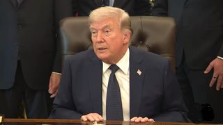 "Un val scurt și puternic de atacuri". Ce lovitură-surpriză pregătește Trump &icirc;n Iran