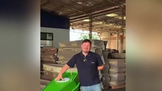 VIDEO Sicriele inspirate din Super Mario, noua tendință controversată pe piața funerară. Unde se găsesc