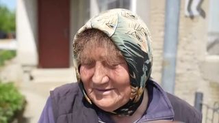 VIDEO 1 Mai cu muncă și tradiții. La sate, sărbătoarea e diferită 