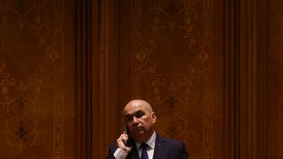 Demiterea Guvernului Bolojan, descrisă de presa internațională: &bdquo;Rom&acirc;nia s-ar putea confrunta și cu o scădere a ratingului de credit&rdquo;