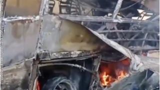 Autobuzul de pasageri s-a ciocnit frontal cu un camion cisternă