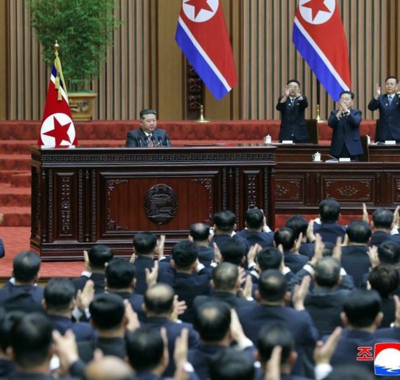 Kim Jong Un, în parlamentul de la Phenian