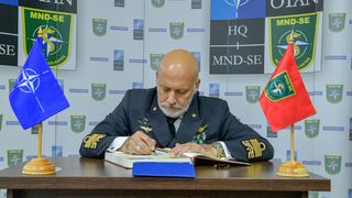 Amiralul Giuseppe Cavo Dragone, &icirc;n Rom&acirc;nia