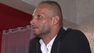 VIDEO Jaf de proporții la Mediaș. Bărbatul păgubit de sute de mii de euro acuză hoții că i-au risipit averea la jocuri de noroc