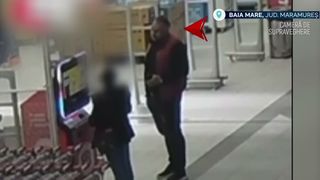 VIDEO &Icirc;nșelătorie cu criptomonede la Baia Mare. O femeie a fost salvată &icirc;n ultimul moment de un polițist aflat &icirc;n timpul liber