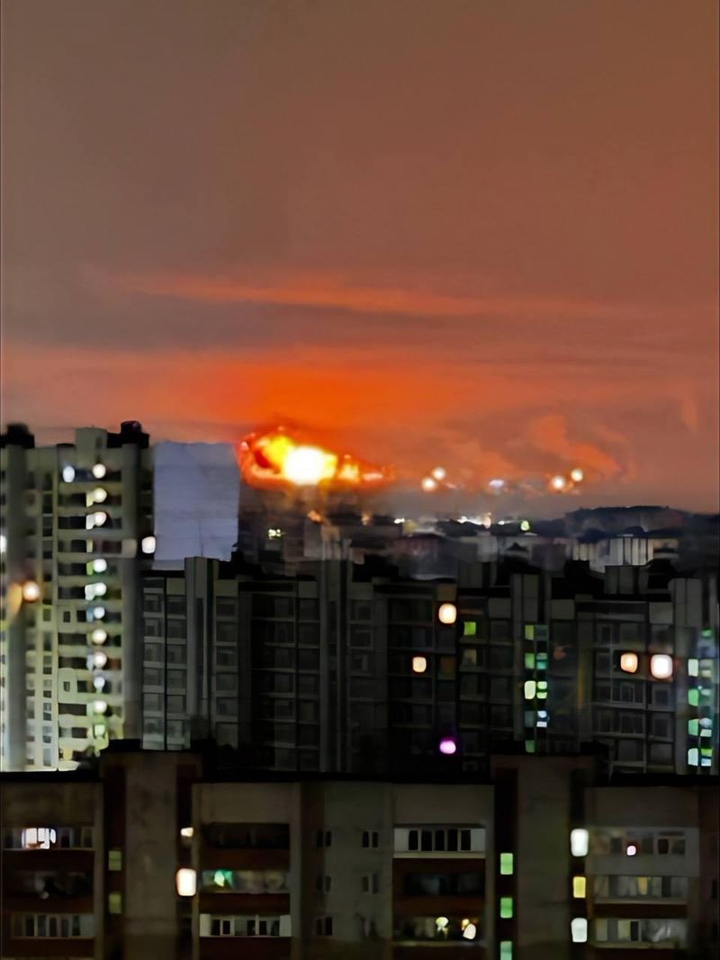 Moscova, atacată cu drone cu o zi înainte de parada lui Putin din Piața Roșie