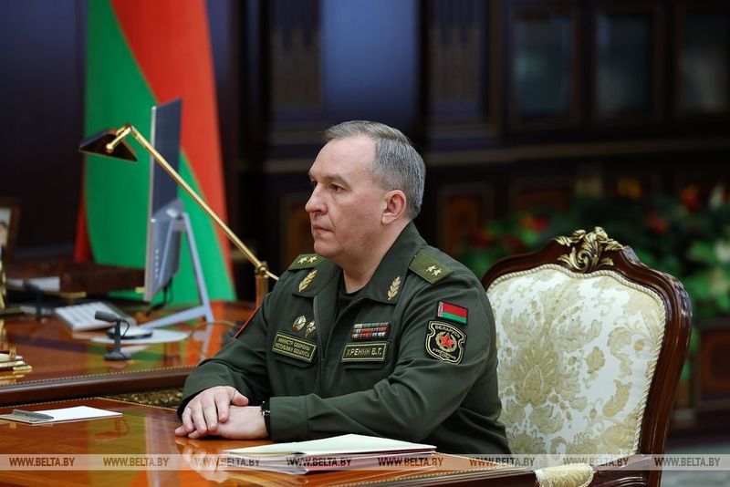 Ministrul Apărării din Belarus, chemat în ședință de Aleksandr Lukașenko