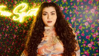 (P) Ghid de stil pentru siluete plus size: Cum să &icirc;ți alegi ținutele cu &icirc;ncredere și rafinament