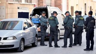 VIDEO Un t&acirc;năr de 25 de ani din Spania și-a &icirc;mpușcat mortal părinții și a rănit grav patru persoane, &icirc;ntre care și doi bebeluși