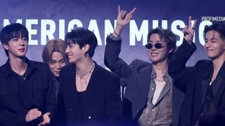 VIDEO Seară memorabilă la American Music Awards. Triumful trupelor K-pop și show-uri incendiare la Las Vegas