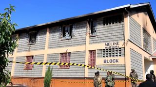 incendiu kenya, elevi morti 