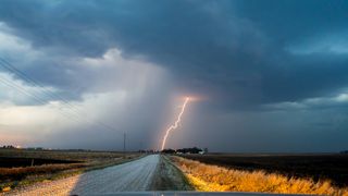 Prognoza meteo pentru prima jumătate a lunii iunie. Aproape nicio zi fără ploi