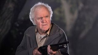 Actorul James Handy, &icirc;njunghiat mortal &icirc;n fața casei. Era cunoscut din filme ca "Top Gun", "Jumanji" sau "Dosarele X"