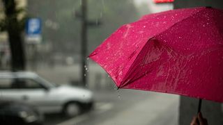 Avertizări pentru Rom&acirc;nia! ANM a emis cod galben de ploi și vijelii. HARTA zonelor vizate