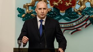 Bulgaria oprește ajutorul militar acordat Ucrainei