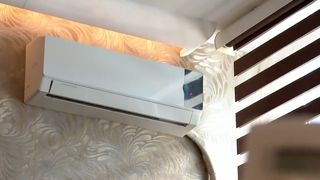 VIDEO Aerul condiționat și schimbările bruște de temperatură, factori care cresc riscul de răceli și bronșite &icirc;n lunile de vară
