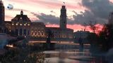 VIDEO &bdquo;Mă bucur mult că se &icirc;nt&acirc;mplă asta&rdquo;. Oradea și-a luminat palatele