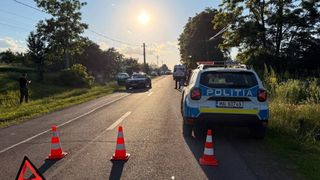 Accident mortal &icirc;n Botoșani: Bărbat lovit de mașină &icirc;n timp ce traversa. Șoferului de 32 de ani i s-a făcut rău c&acirc;nd a realizat ce s-a &icirc;nt&acirc;mplat
