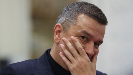 VIDEO PSD &icirc;și asumă guvernarea! Sorin Grindeanu, propus premier! Social-democrații vor autonomie totală