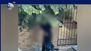 VIDEO Drogul &bdquo;zombie&rdquo; face ravagii &icirc;n București. O t&acirc;nără a fost surprinsă &icirc;n stare șocantă pe o stradă din Sectorul 2
