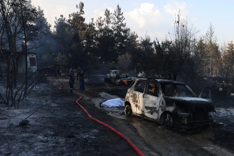 incendiu salonic
