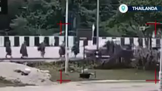 VIDEO Tragedie &icirc;n Thailanda. Un băiat de 11 ani a lovit mortal un grup de călugări. Conducea camioneta părinților