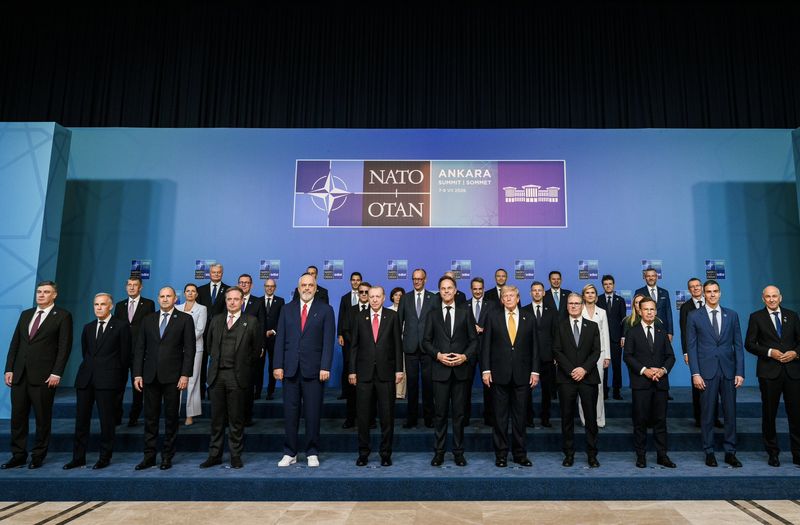 Summit NATO la Ankara, fotografia de grup 