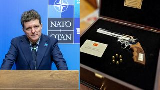 FOTO Pistolul Gumusay, primit cadou de Nicușor Dan de la președintele Erdogan, va fi păstrat de SPP