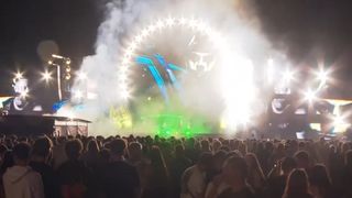 VIDEO A &icirc;nceput festivalul Beach, Please! Mii de tineri din Europa ajung pe litoralul rom&acirc;nesc