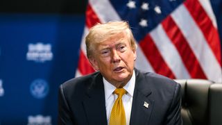 Iranul a planificat să-l asasineze pe Donald Trump. Motivul pentru care liderul SUA a schimbat avionul la plecarea din Ankara