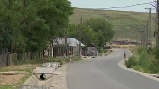 VIDEO &bdquo;Cei tineri nu mai vin pe aici&rdquo;. Rom&acirc;nia se depopulează