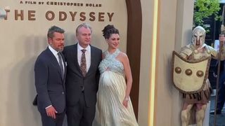 VIDEO Premiera filmului &bdquo;Odiseea&rdquo;! Ținute spectaculoase pe covorul roșu