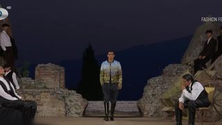 VIDEO Lux și eleganță pe podiumul din Sicilia