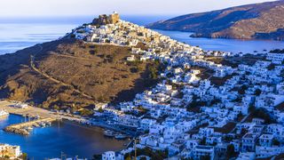 Șapte insule din Grecia au declarat starea de urgență