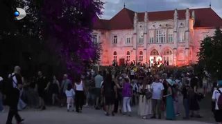 VIDEO &bdquo;O să mai vin cu siguranță&rdquo;. Atmsoferă electrizantă &icirc;n prima seară la castel