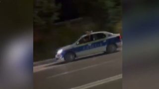VIDEO Minori pe trotinetă electrică, urmăriți de polițiștii gălățeni. Amendă de 1730 de lei pentru un băiat de 16 ani