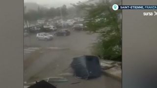 VIDEO Vreme extremă &icirc;n Europa. Oamenii se confruntă cu furtuni violente, tornade și incendii devastatoare