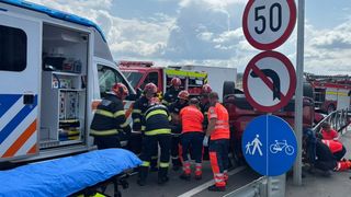 Accident cu patru răniți la Băile Felix. Victimele, printre care și un copil, au ajuns la spital 