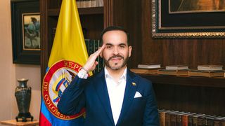 Abelardo de la Espriella, măsură controversată