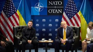 Volodimir Zelenski, primit la Casa Albă de Donald Trump. Ce speră să obțină liderul de la Kiev