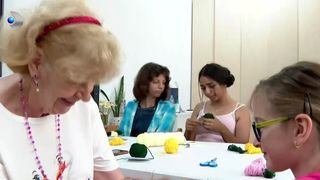 VIDEO Generații unite &icirc;mpotriva singurătății! Bătr&acirc;nii ajută copiii din medii defavorizate: &bdquo;Efectiv &icirc;ntinerești&rdquo;