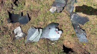 Dronă prăbușită &icirc;n Republica Moldova! Explozia a provocat un incendiu de vegetație
