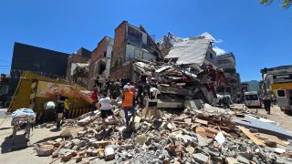 Corina, o rom&acirc;ncă, povestește ce a trăit &icirc;n timpul cutremurului din Columbia. Seismul a făcut peste 130 de morți