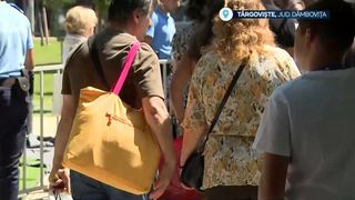 VIDEO Pelerini din toată Europa se adună la T&acirc;rgoviște pentru a se &icirc;nchina la moaștele Sf&acirc;ntului Nifon