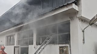 Incendiu la Spitalul Orăşenesc Gura Humorului! Focul a izbucnit de la o candelă